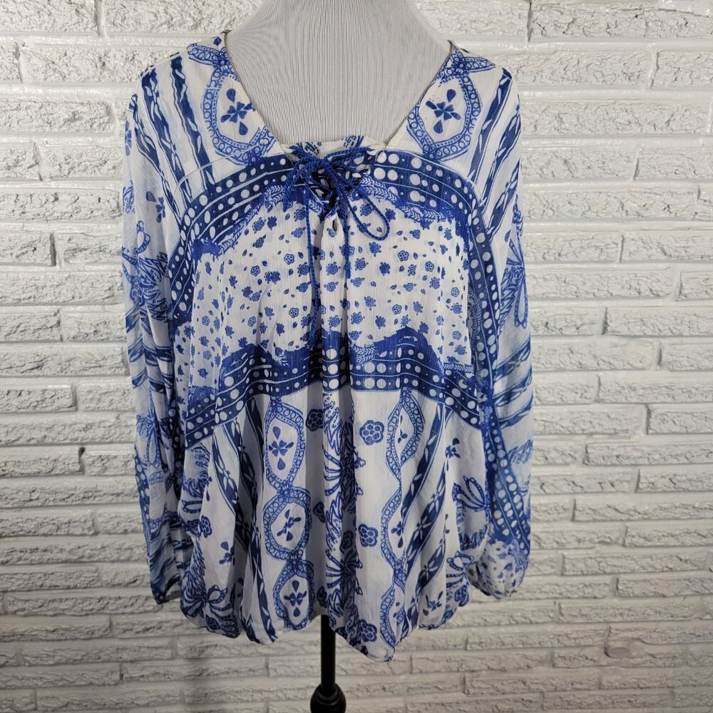 Live & Let Live Women's 2X Plus Blue White Geometric Sheer Lace-Up‎ GEO217E